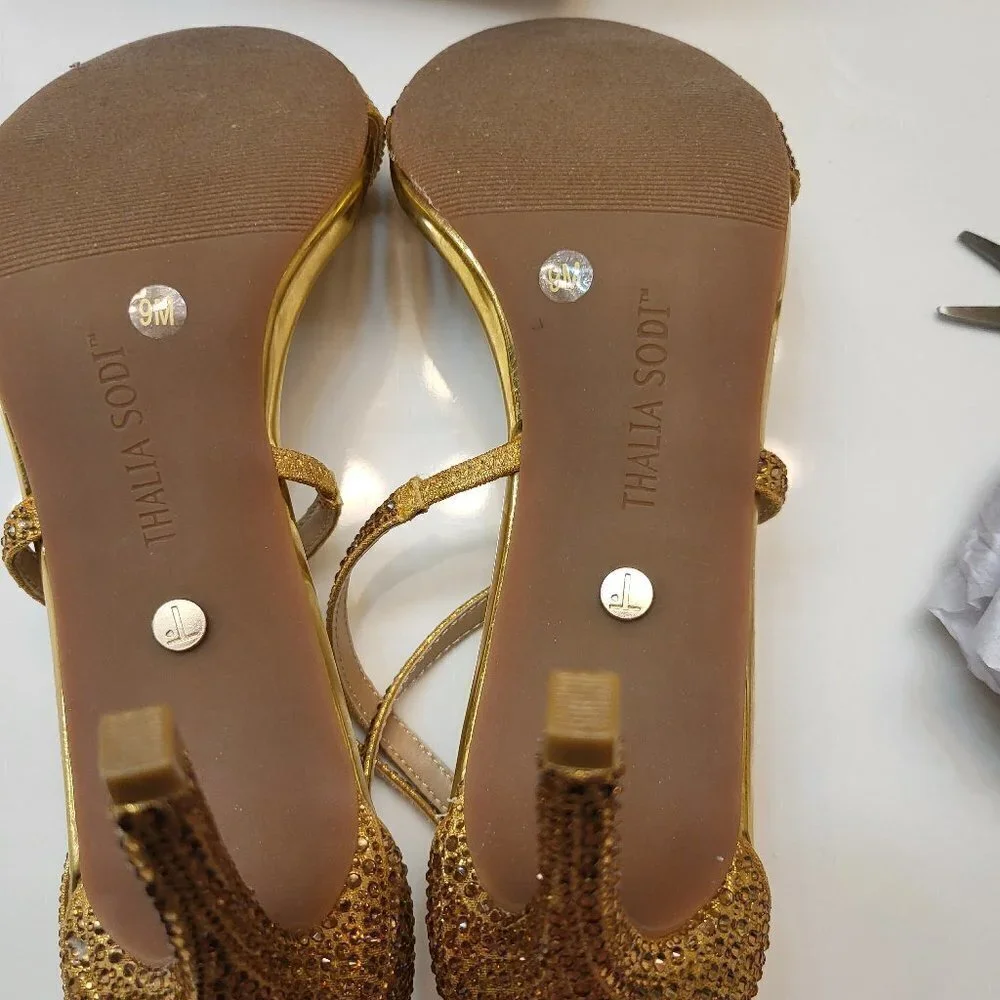 Thalia Sodi Darria Embellished Gold Metallic Evening Sandals Size: 9 NWT